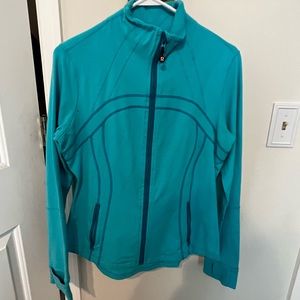 LuLulemon lightweight jacket